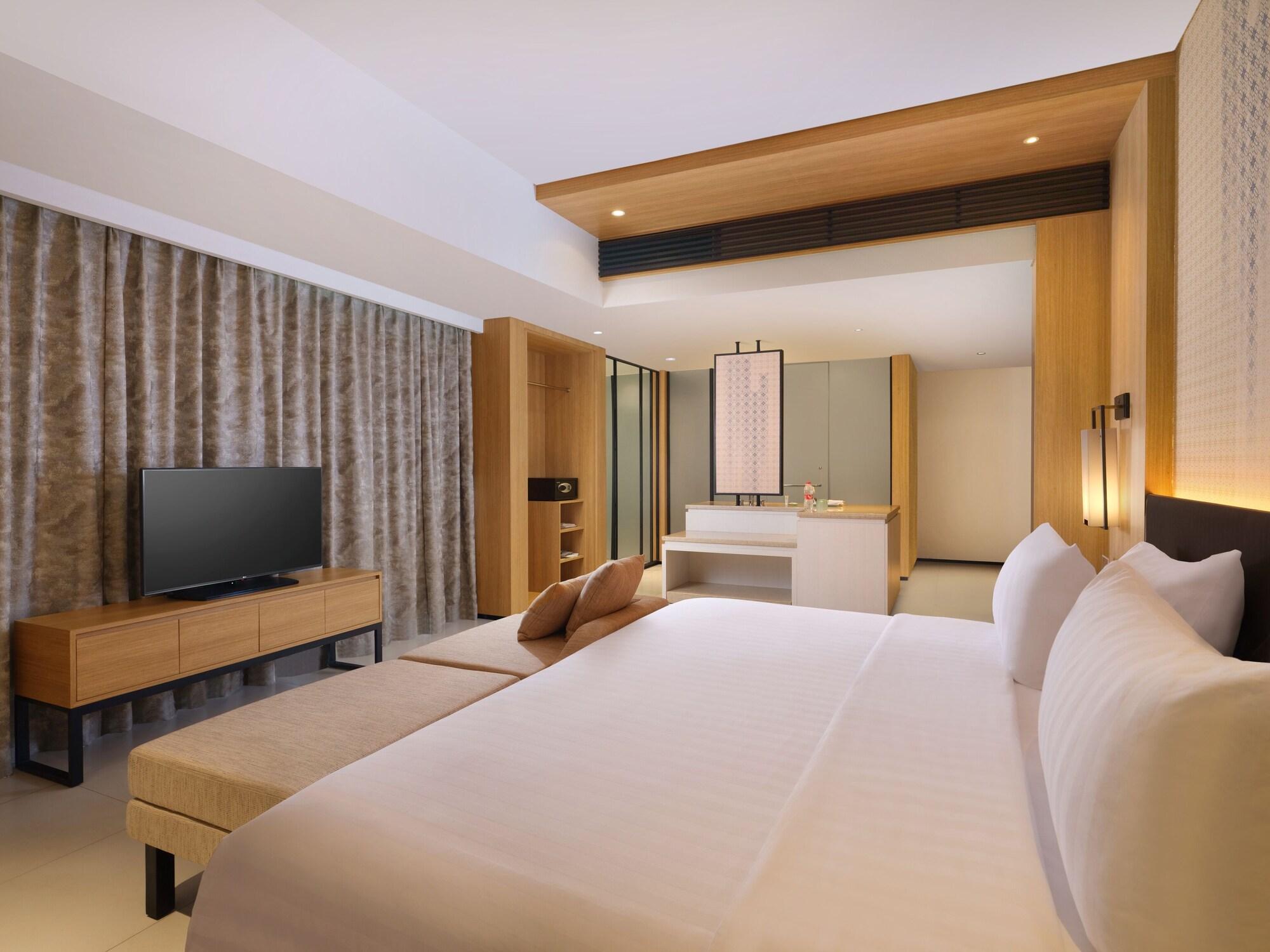 Hotel Santika Premiere Bandara Palembang Exterior foto