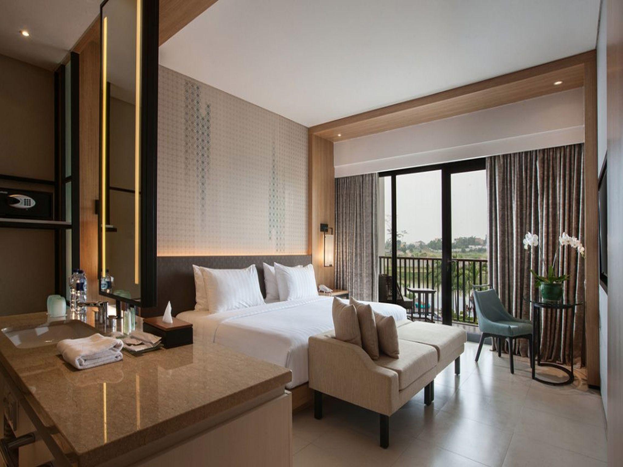 Hotel Santika Premiere Bandara Palembang Exterior foto